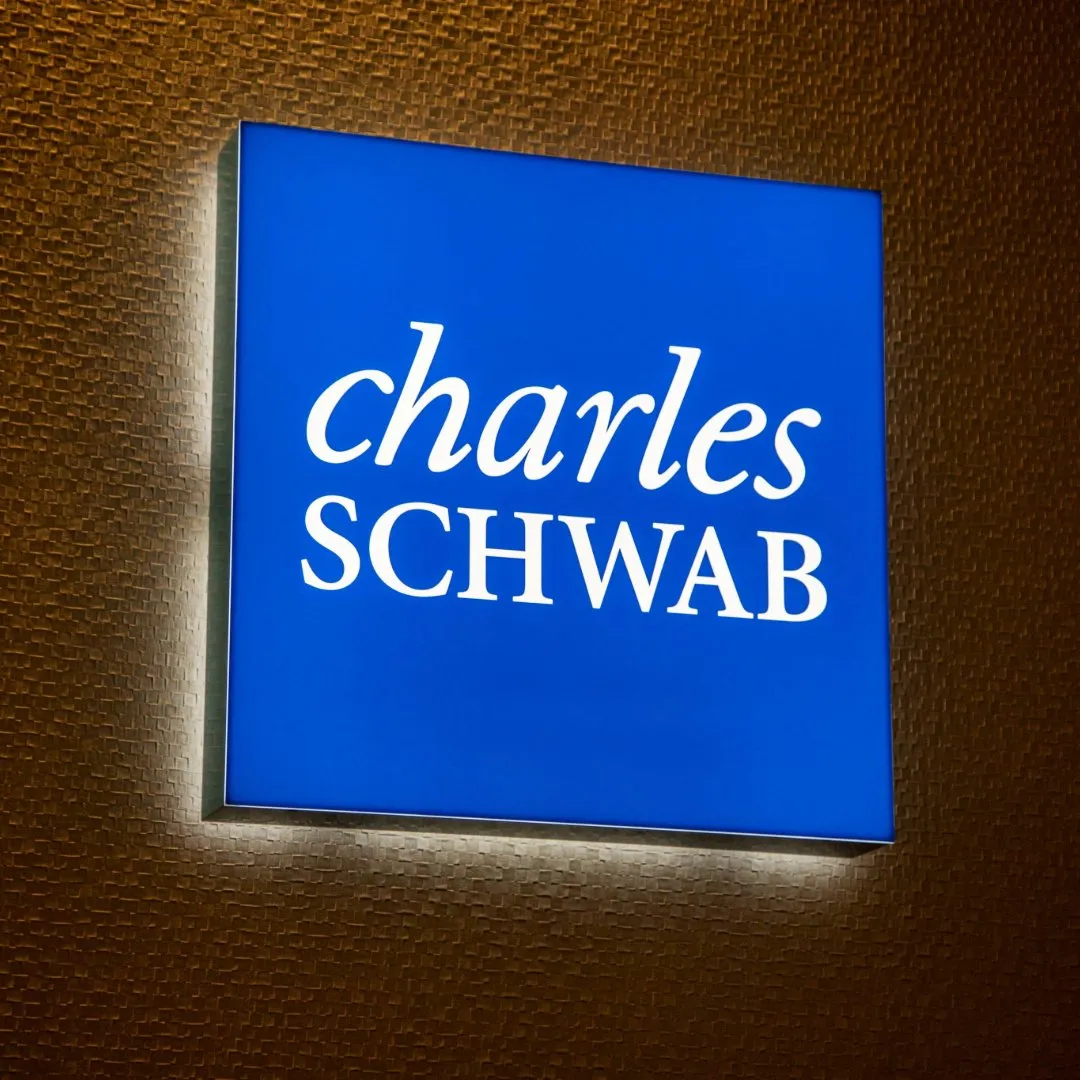 Schwab Intelligent Portfolios Review
